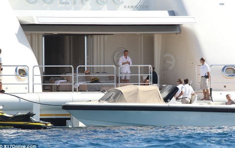 Roman Abramovich aboard ECLIPSE superyacht - Photo credit to X17Online.com